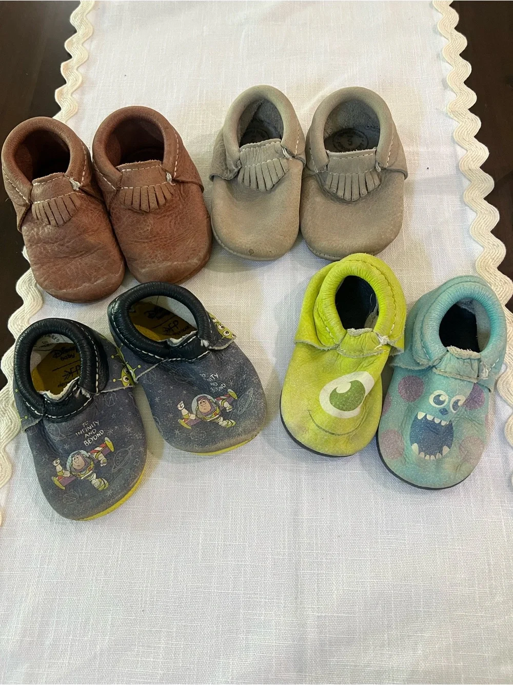 Freshly Picked lot-4 pairs of leather moccasins all size 5